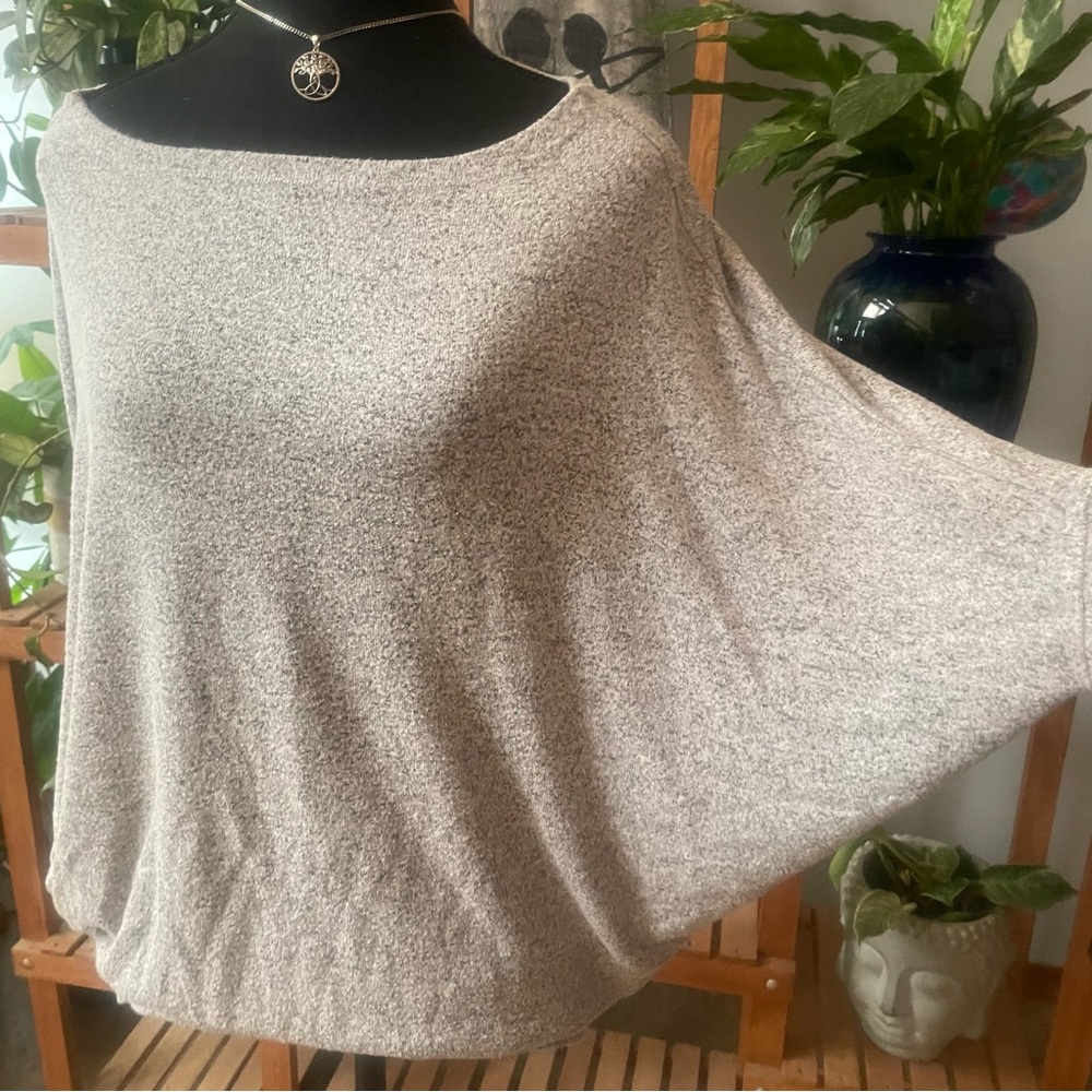 C’est Moi Heather Grey Boatneck Batwing Long sleeve Top - Picture 4 of 10